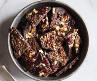 Vegan Dark Chocolate Granola Bark Recipe with Sprouted Granola (gluten-free)