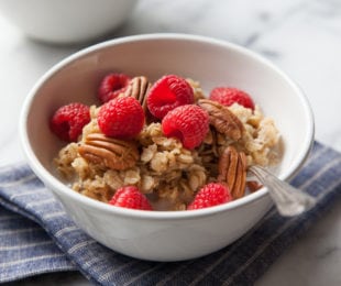 maple chia oatmeal with raspberries